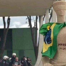 8/1: PGR denuncia mulher que escreveu "perdeu mané" em estátua do STF - Joedson Alves/Ag&ecirc;ncia Brasil