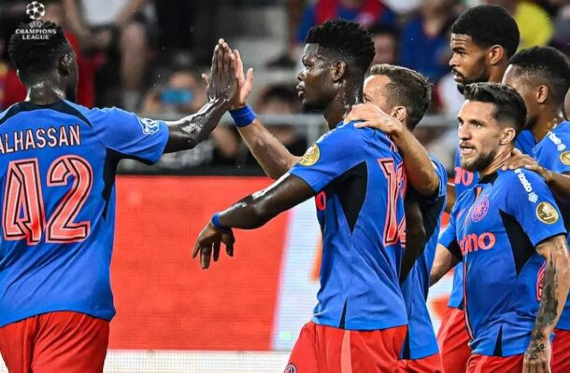 Champions: Steaua Bucareste avança na fase preliminar com 11 a 1 no agregado