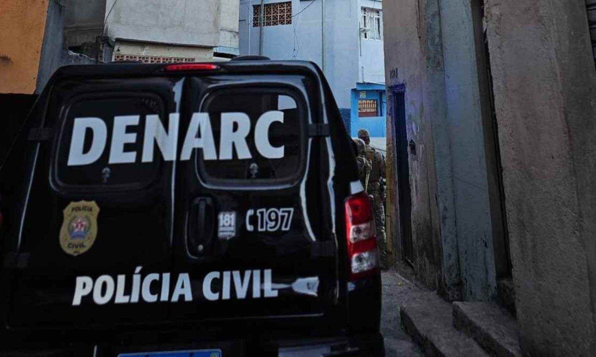 Operação Lucanus da Polícia Civil cumpre a 13 mandados de busca e apreensão no Aglomerado da Serra -  (crédito: PCMG/Divulgação)