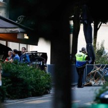 Carro invade restaurante em Paris e deixa um morto e 6 feridos - Ian Langsdon/AFP