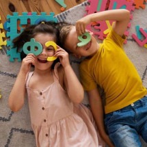 10 brincadeiras criativas para curtir as férias escolares com a criançada - Freeepik