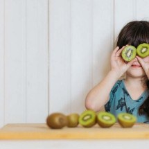 Férias de julho: mês ideal para introduzir frutas na dieta das crianças - Freepik