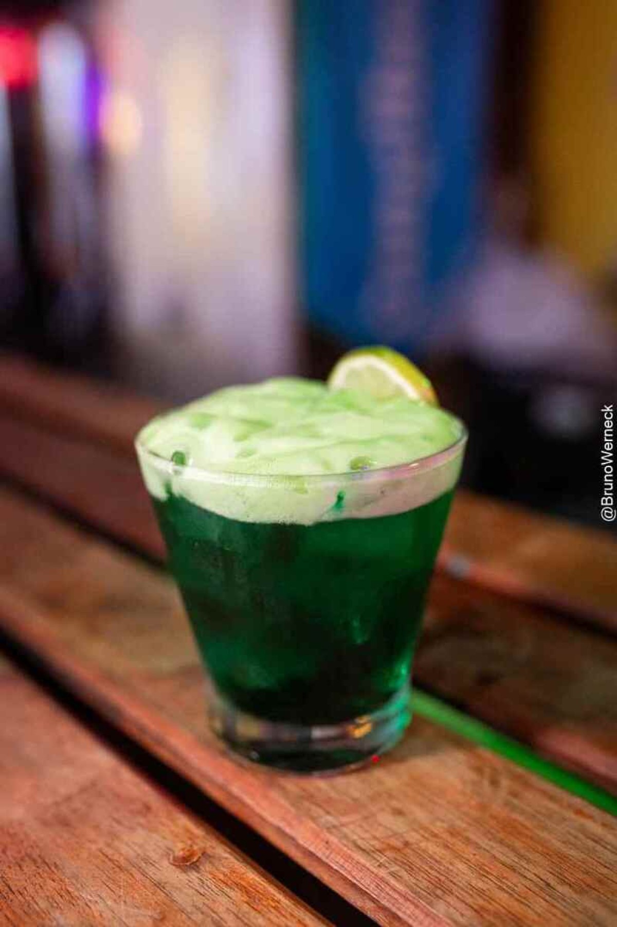 O drinque inspirado na Nojinho é composto por Vodka Maloa, Lichia e espuma de maçã verde