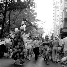 Colecionador tem acervo valioso de fotos do carnaval antigo - reprodução instagram @villlalobos