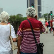 Sem obrigação de votar, idosos podem decidir eleições no próximo domingo - Kayo Magalhães/CB/D.A Press