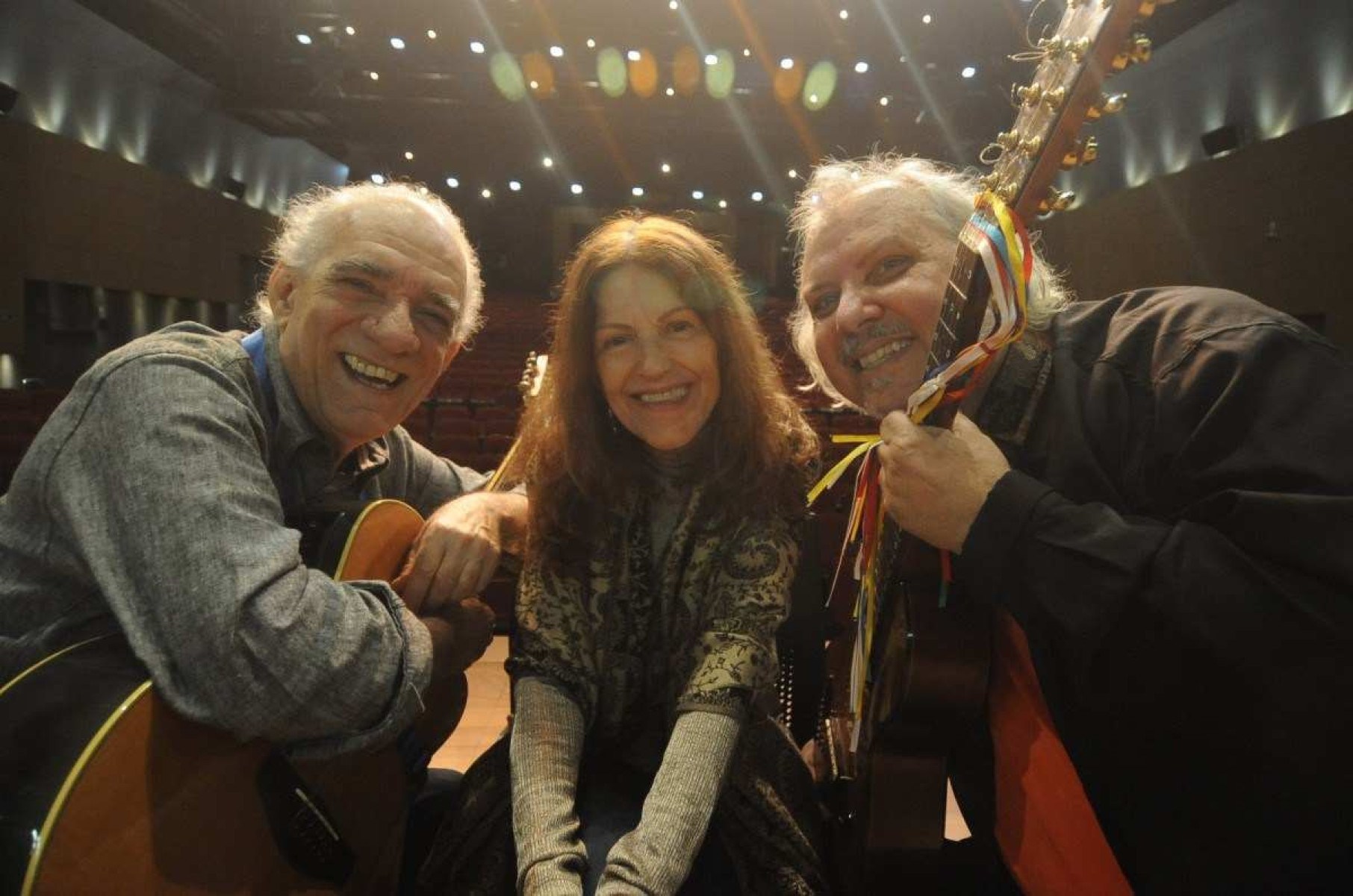 Chico Lobo, Jaime Alem e Nair Cândia cantam o Brasil profundo, nesta quinta