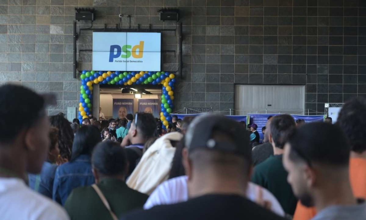 Militantes do PSD prestigiam evento que formaliza candidatura do prefeito Fuad Noman à reeleição -  (crédito: Leandro Couri/EM/D.A Press)