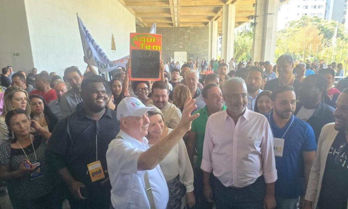 Prefeito Fuad Noman chega a convenção do PSD em Belo Horizonte -  (crédito: Leandro Couri/EM;D.A Press)