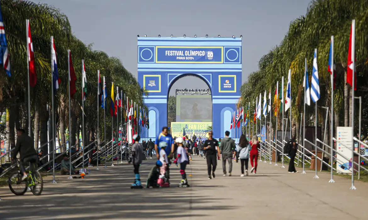 São Paulo cria mini Champs-Élysées para celebrar Olimpíadas de Paris -  (crédito: EBC)