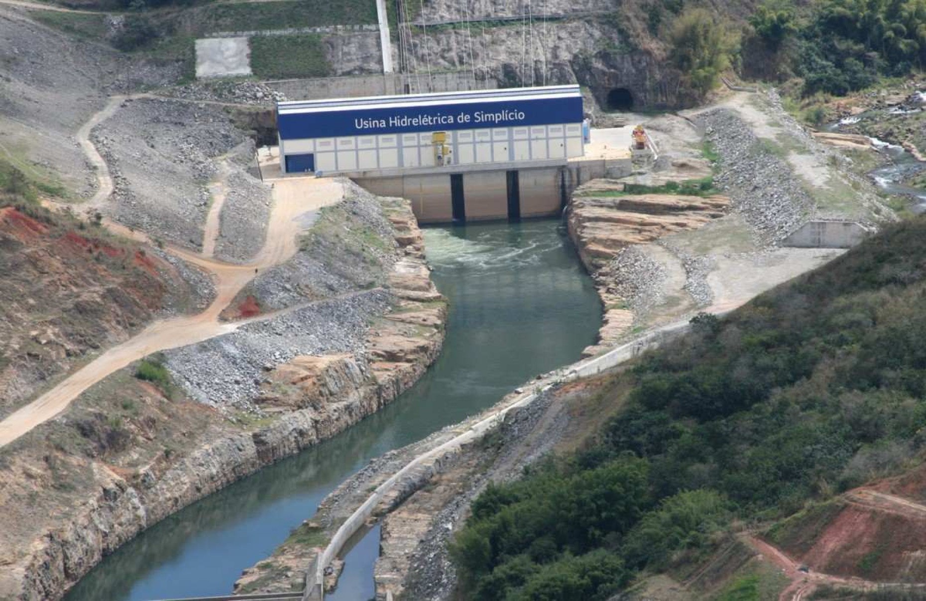 Usina Hidrelétrica de Simplício, na divisa de Minas Gerais com o Rio de Janeiro