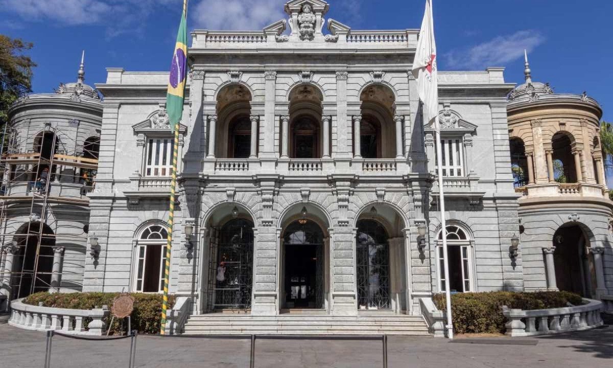 Parte da restauração do Palácio da Liberdade já foi entregue e previsão é de que as obras sejam concluídas em outubro -  (crédito: Olavo Maneira/Instituto Biapó)