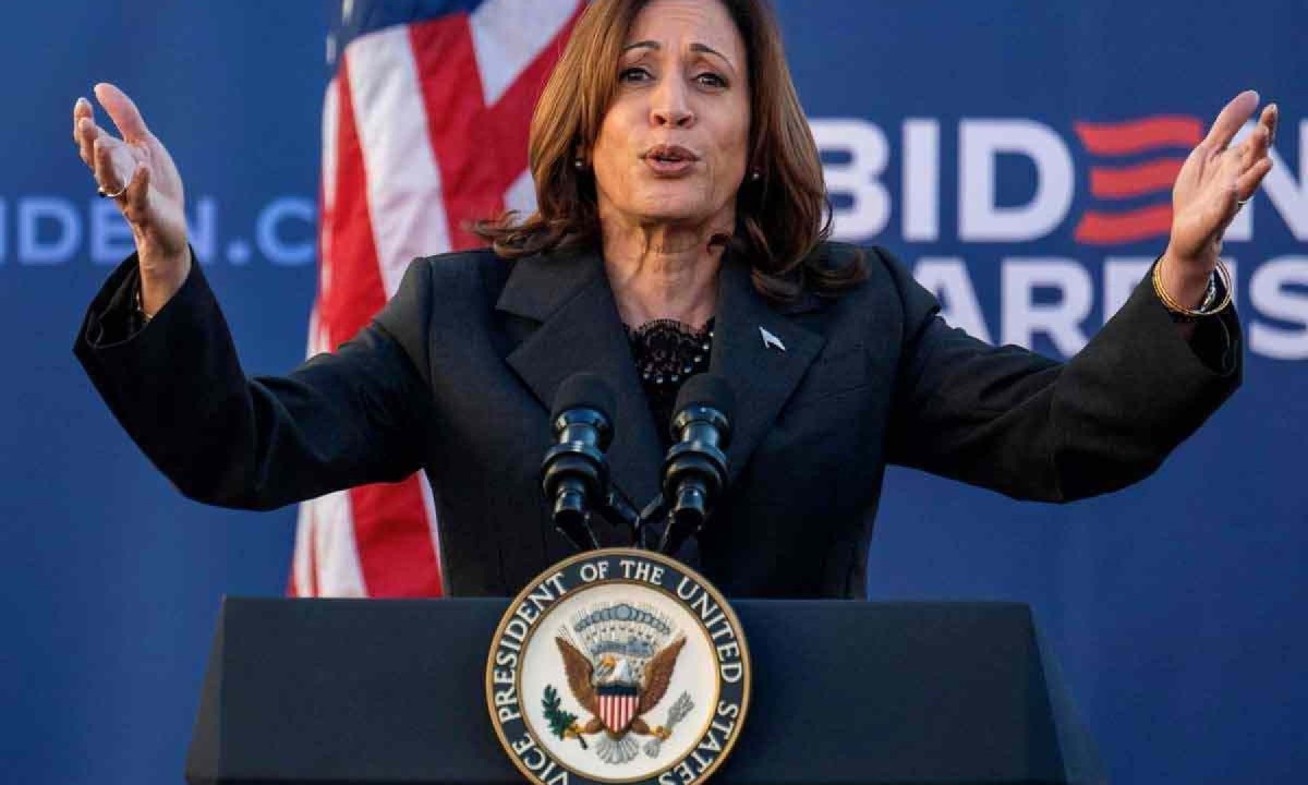 Kamala Harris tem grande chance de virar o jogo sobre Donald Trump -  (crédito: JIM WATSON/AFP)