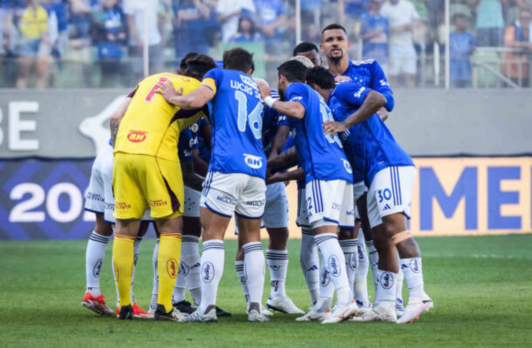 Cruzeiro abre semana de trabalhos na expectativa por reforços em campo
