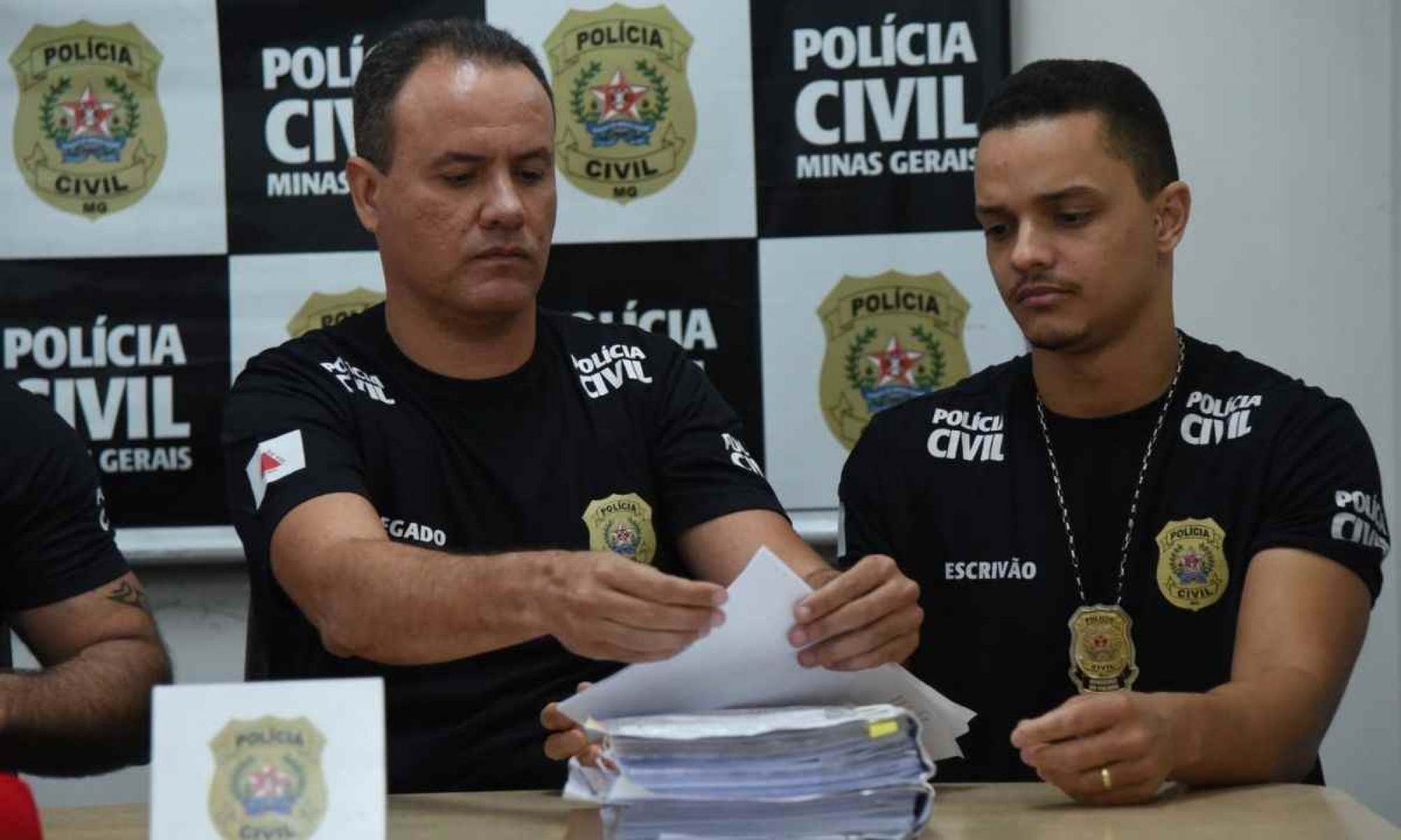 Conferência da Polícia Civil no DHPP sobre o caso do advogado assassinado por seu cliente, em frente ao Fórum Ibirité