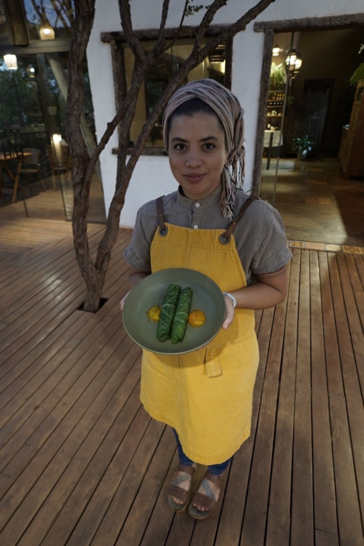  A chef Marina Leite apresenta o menu "Comezim", inspirado no filme "Marte Um" (Gabriel Martins, 2022)                                   