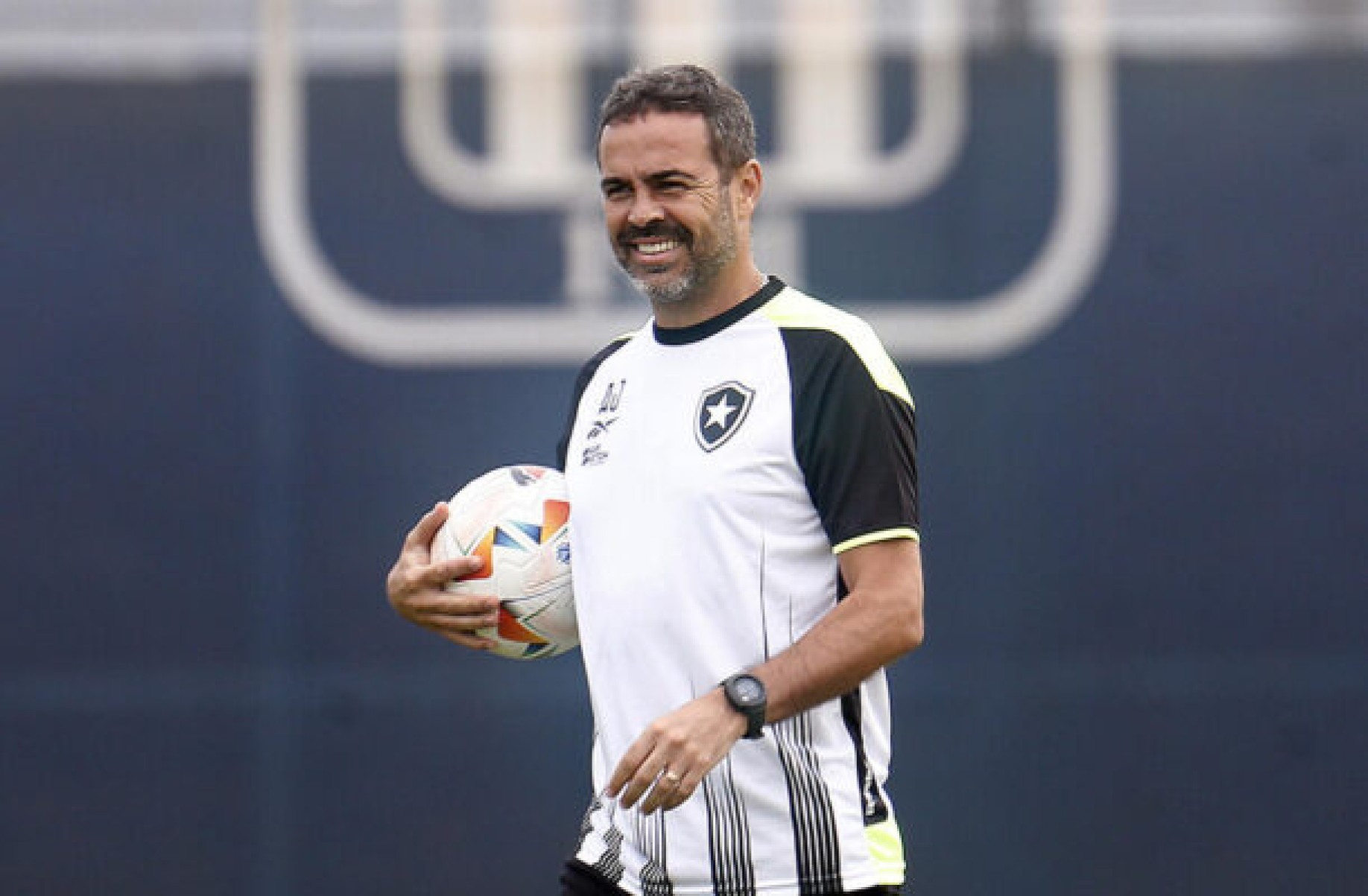 Botafogo busca aumentar invencibilidade contra o São Paulo