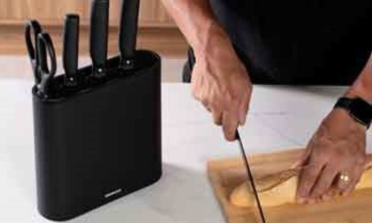 Sugestão é o conjunto de facas Action da Brinox, para aquele pai que gosta de cozinhar  -  (crédito: divulgação)