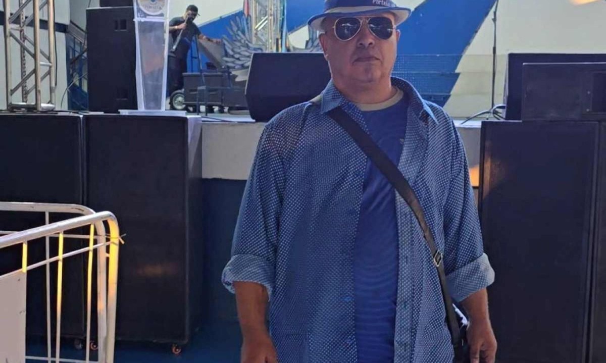 Eulerson Rodrigues, o Sorongo, na quadra da Portela, em Madureira -  (crédito: Acervo pessoal)