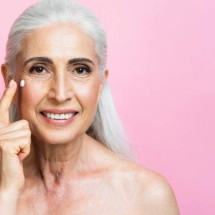 Sociedade Brasileira de Dermatologia destaca cuidados com a pele dos idosos - Freepik