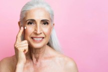 Sociedade Brasileira de Dermatologia destaca cuidados com a pele dos idosos