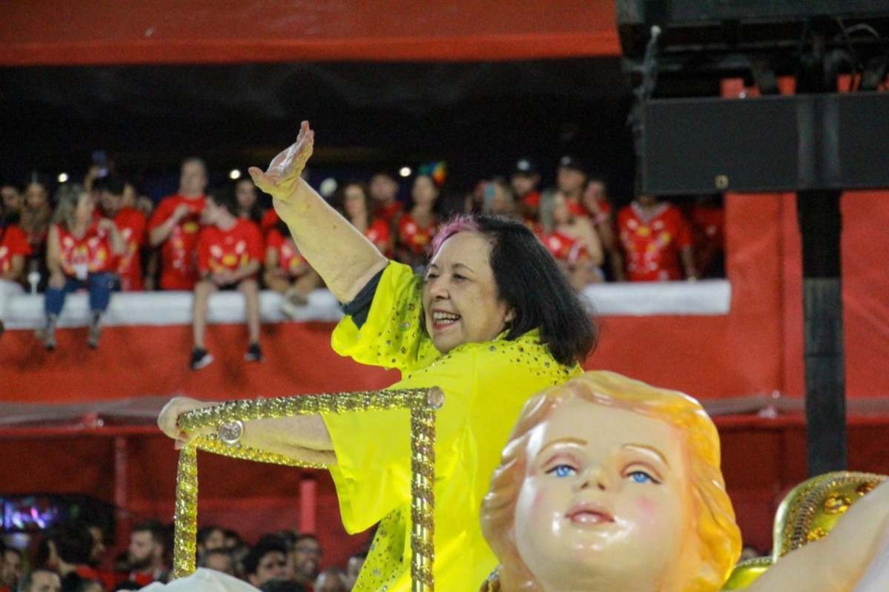 Rosa Magalhães, super campeã do carnaval do Rio, morre aos 77 anos