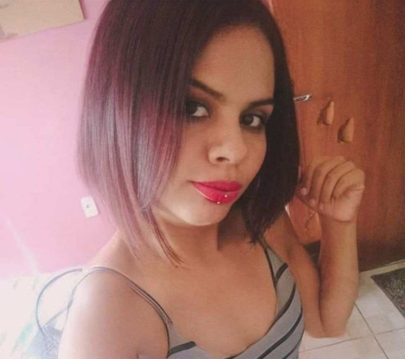 Thalya Esther, ou sereia da favela como usa em suas redes, é uma das candidatas do concurso