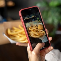 Tecnologia impulsiona a recuperação de bares e restaurantes - DINO