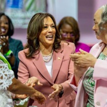 A irmandade de mulheres negras que pode ser 'arma secreta' de Kamala Harris - AFP