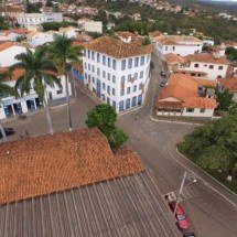 Primeiro arranha-céu do Brasil fica no interior de Minas Gerais; confira   - DOMINGOS MOTA/SECRETARIA DE CULTURA DE MINAS NOVAS/DIVULGAÇÃO
