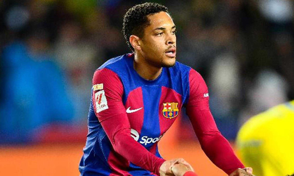 Craque do Barcelona fala sobre adaptação de Vitor Roque no clube -  (crédito: No Ataque Internacional)