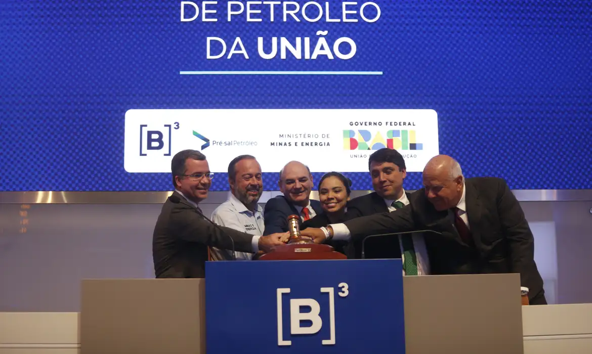 Leilão de petróleo da União bate recorde e atinge R$ 17 bilhões -  (crédito: EBC)