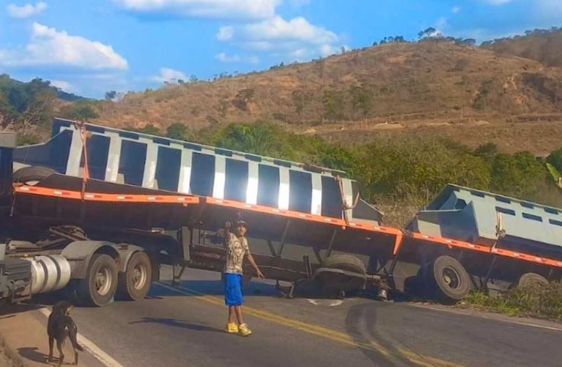 Acidente fecha BR-381 por mais de 17 horas