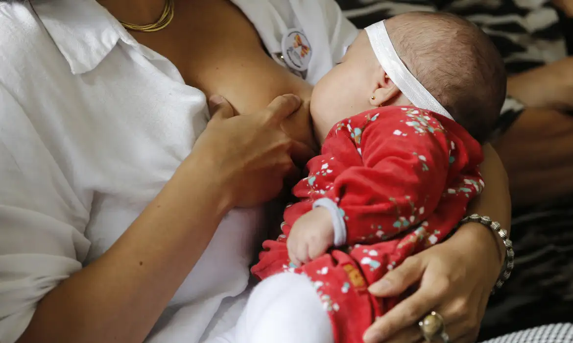 Como cuidados com alimentação podem ajudar na prevenção do câncer de mama