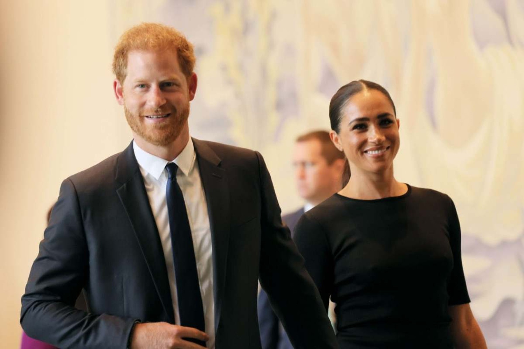 Entenda por que Harry e Meghan evitam mostrar o rosto dos filhos