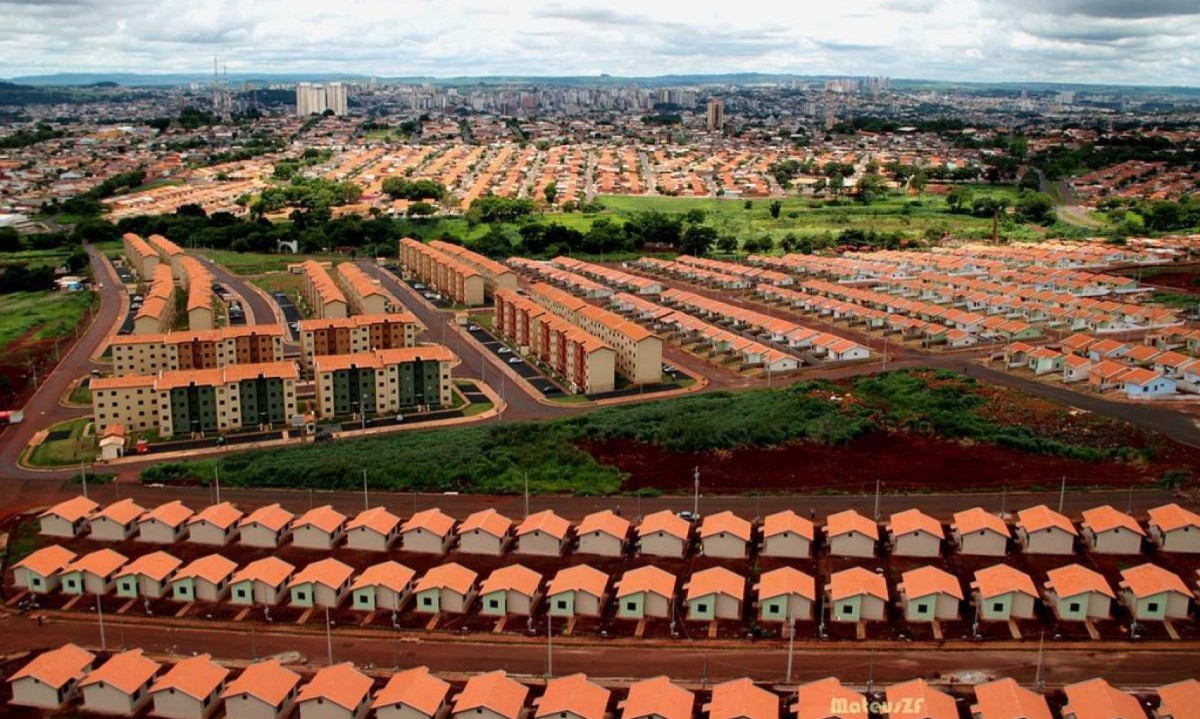 Conjunto habitacional em Ribeirão Preto (SP) -  (crédito: wikimedia commons)