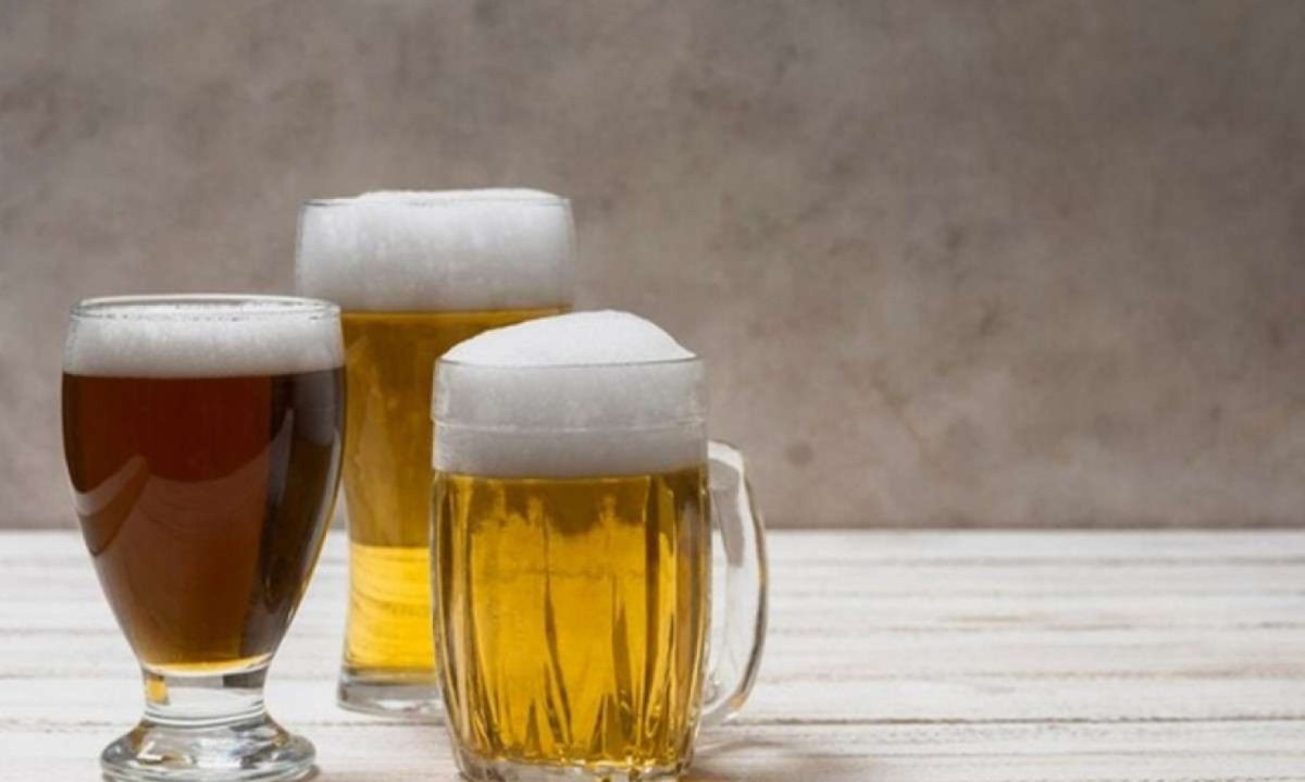 A relação entre cerveja e saúde não é tão determinante, dependendo muito do padrão de consumo de cada pessoa -  (crédito: Freepik)