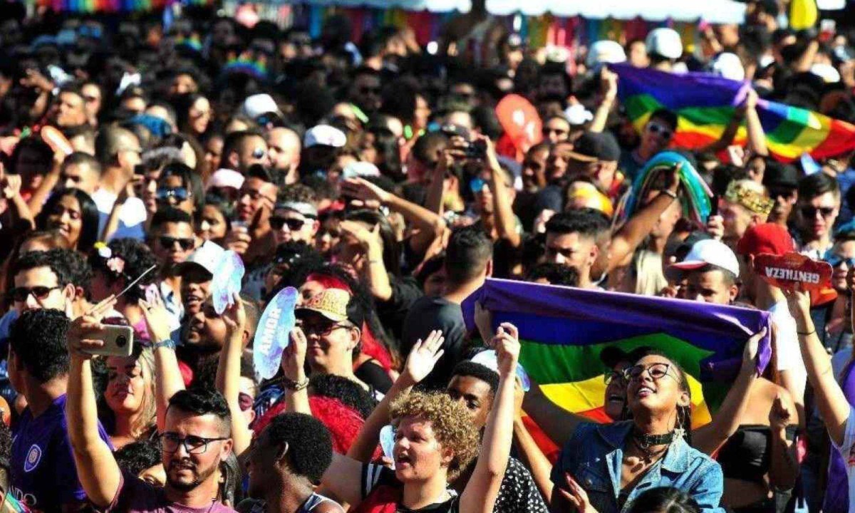 O lema da Parada do Orgulho LGBTQIAPN+ de Contagem é: 'Não tolerarei nenhum direito a menos! Defenda a democracia!' -  (crédito:  Ramon Lisboa/EM/D.A Press)