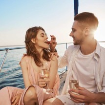Dinheiro traz felicidade? Estudo mostra se ricos são mais felizes