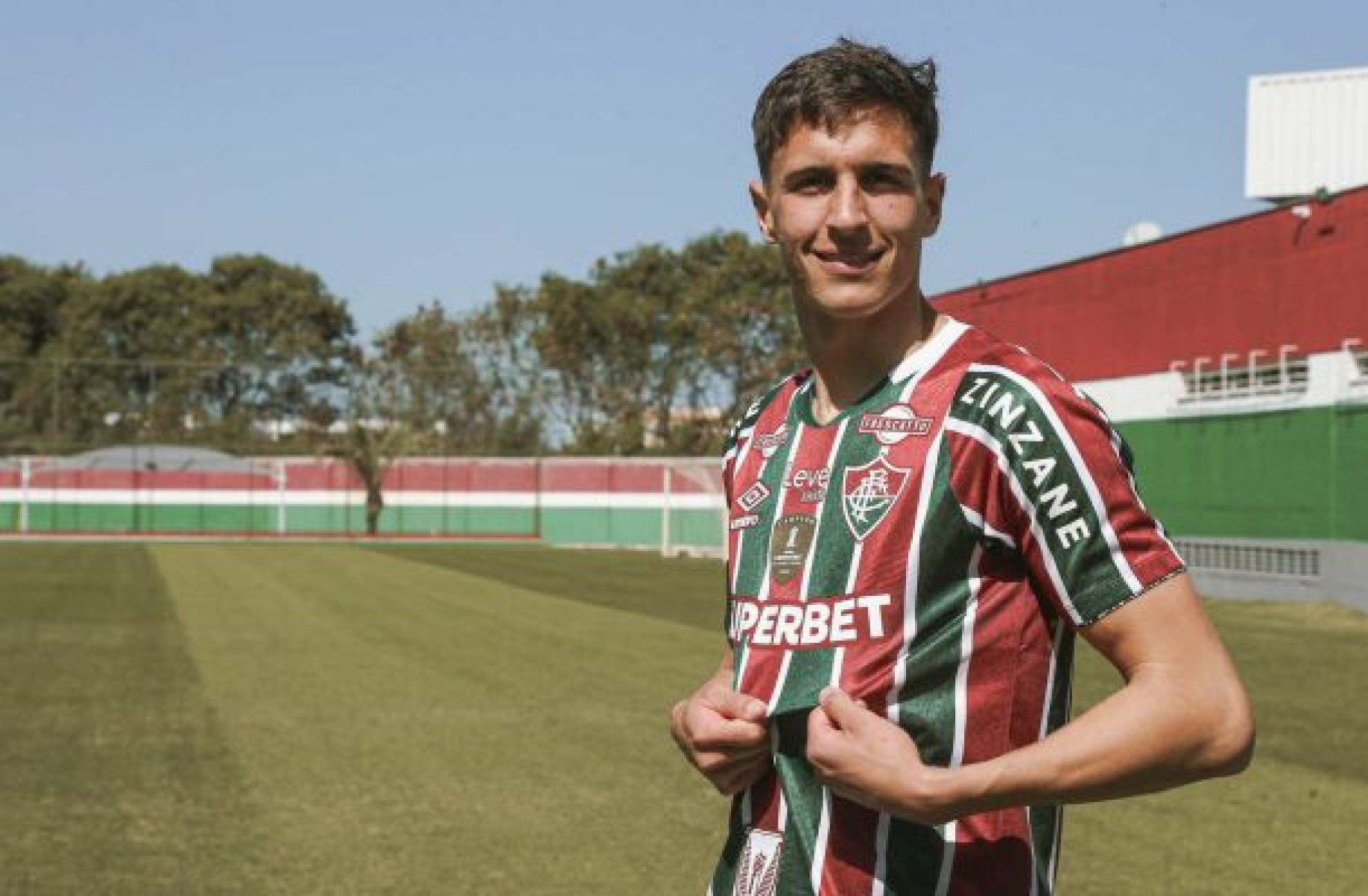 Fluminense oficializa a contatação do uruguaio Facundo Bernal