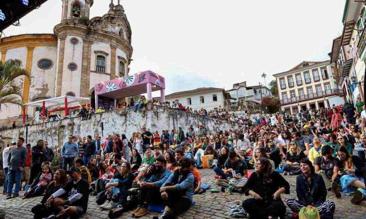 Palco do Largo do Rosário, um dos pontos preferidos do público -  (crédito: @diogoandradefotografo/@oxvideos/Divulgação)