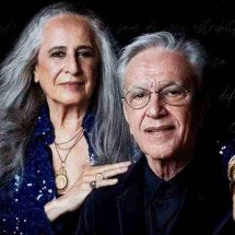 Maria Bethânia e Caetano Veloso estreiam turnê com surpresas e super banda - fernando young/divulgação