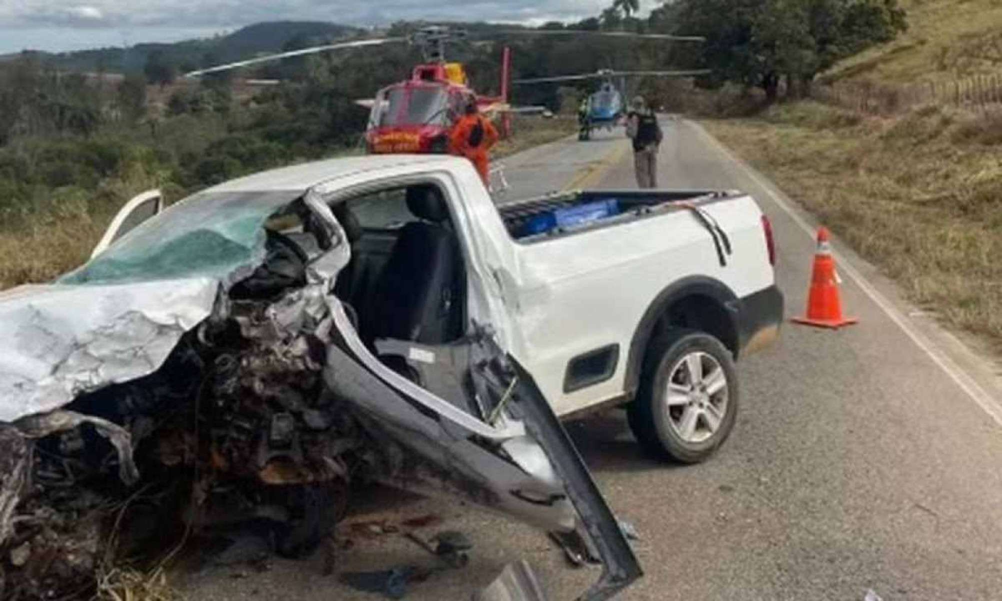 MG-260: Acidente de carro deixa um morto e três feridos no interior de MG