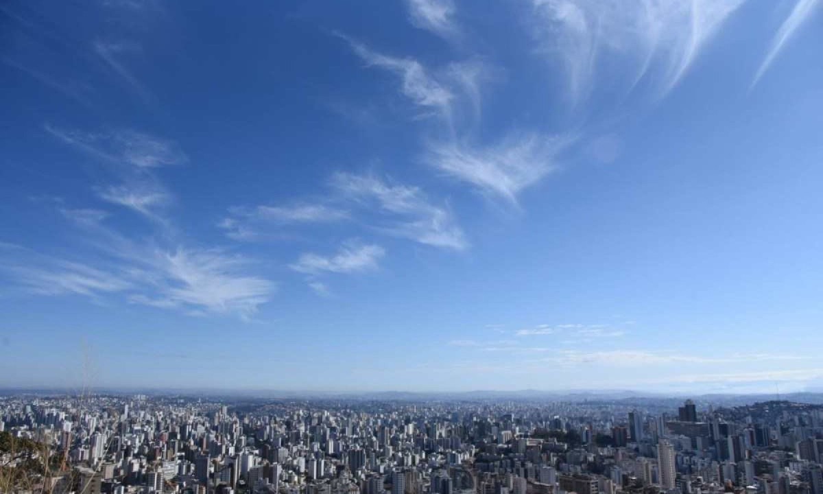 BH registra 109 dias sem chuva e se aproxima de recorde histórico de seca -  (crédito: Gladyston Rodrigues/EM/DA Press)