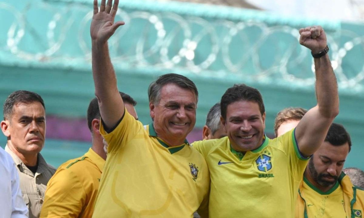 O deputado federal Alexandre Ramagem é apoiado pelo ex-presidente Jair Bolsonaro -  (crédito: MAURO PIMENTEL / AFP)