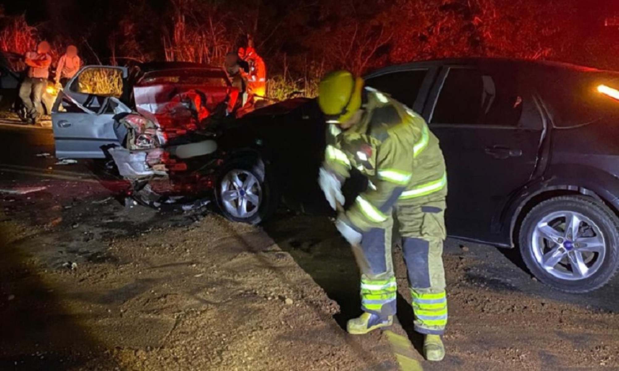 Uma pessoa morre e 7 ficam feridas em batida na MG-223 no Triângulo Mineiro