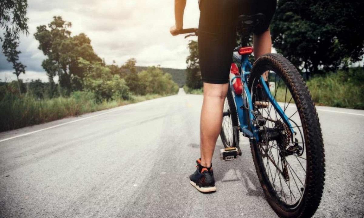 Andar de bicicleta protege os joelhos contra artrose, diz estudo - Jornal  Estado de Minas | Notcias Online