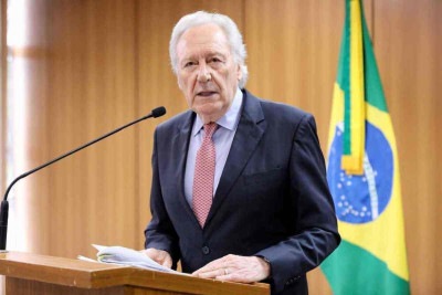 Ministro Ricardo Lewandowski entregou PEC sobre segurança pública ao Planalto -  (crédito: TOM COSTA/AFP)