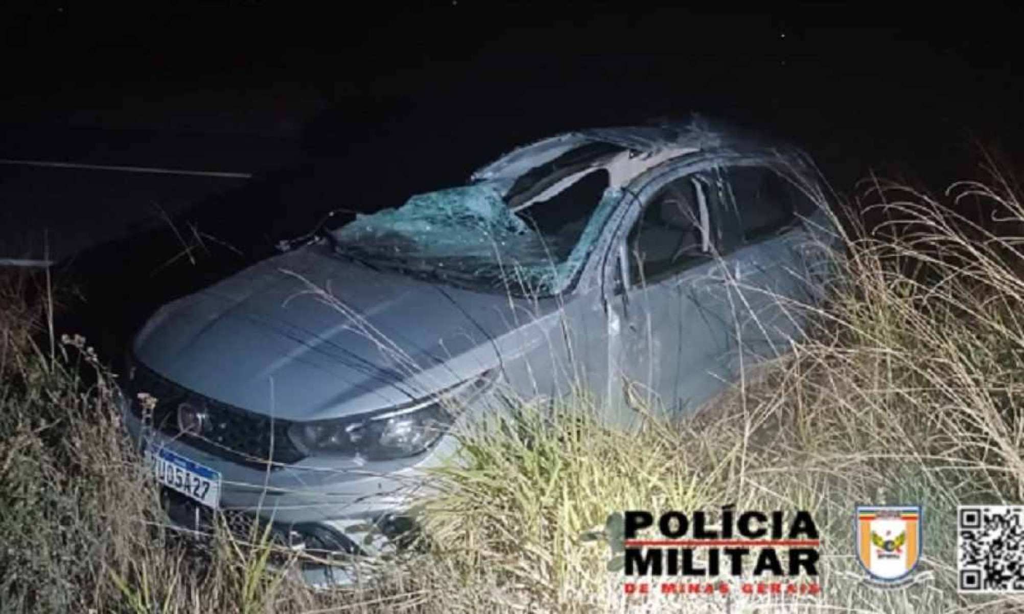 Carro capota e mata criança de 11 anos no interior de Minas