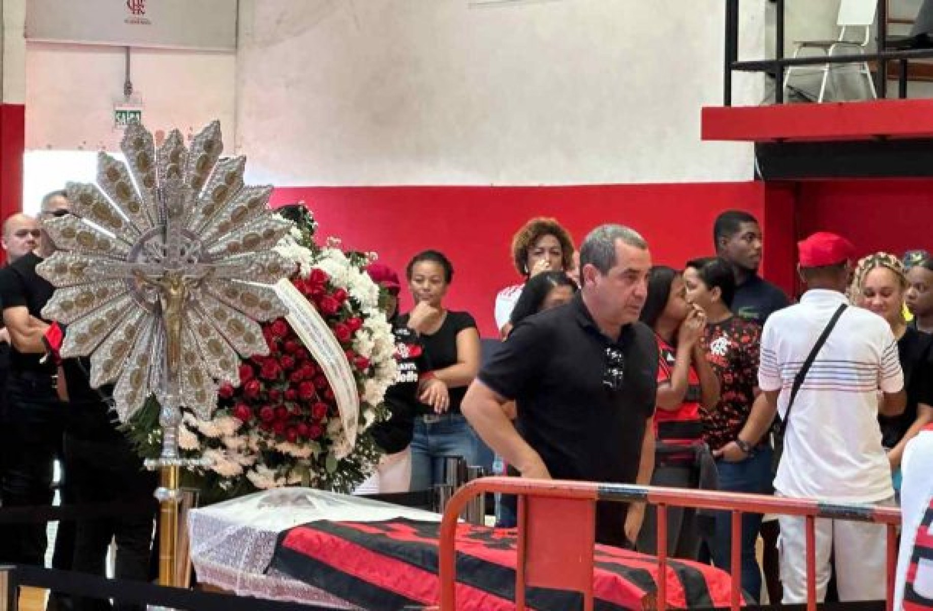 Adílio, um dos maiores ídolos do Flamengo, é velado na Gávea