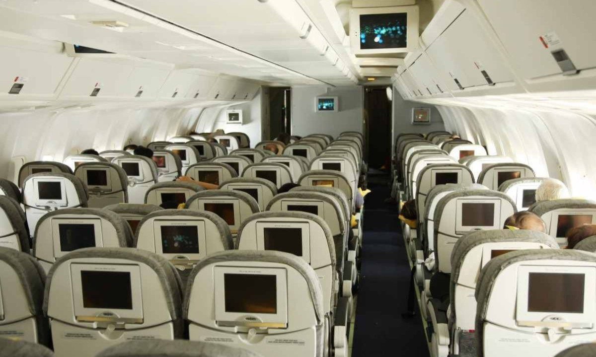 Assento do meio de fileira de avião foi tema de confusão em voo
       -  (crédito: FreePik)